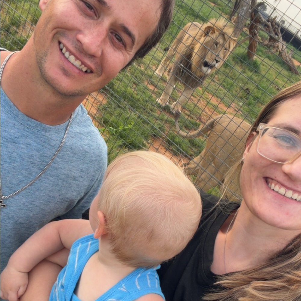 Meet your Posher, Demeri